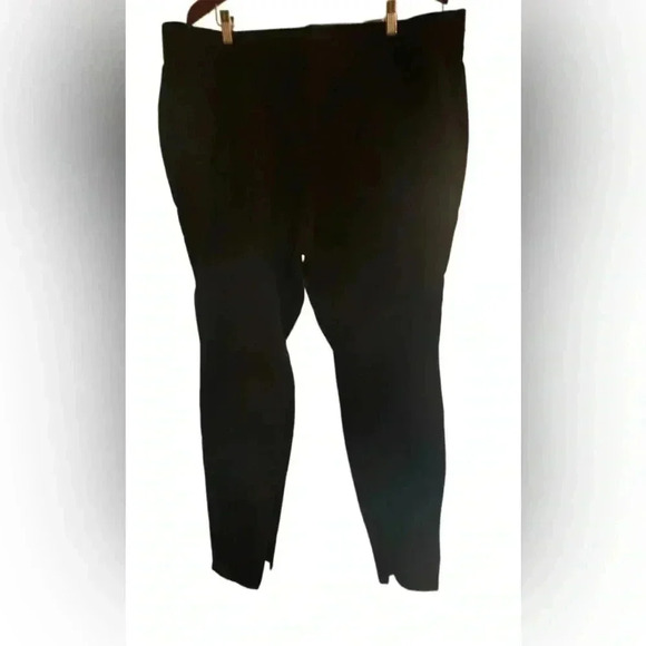 Bar III pull on pant with cute ankle zip Size 3X plus Size - Picture 2 of 6